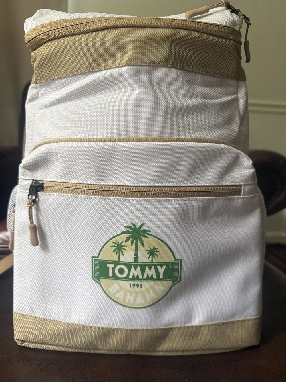 NWOT Tommy Bahama White and Tan Insulated Backpack Cooler